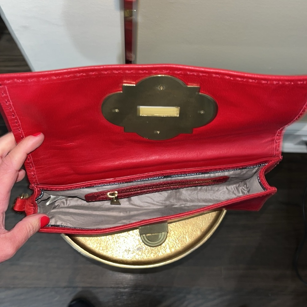 Cynthia Rowley Red Leather Gold Turn Lock Clutch - Picture 4 of 8